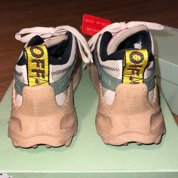 Off-White Odsy - Picture 5 of 10